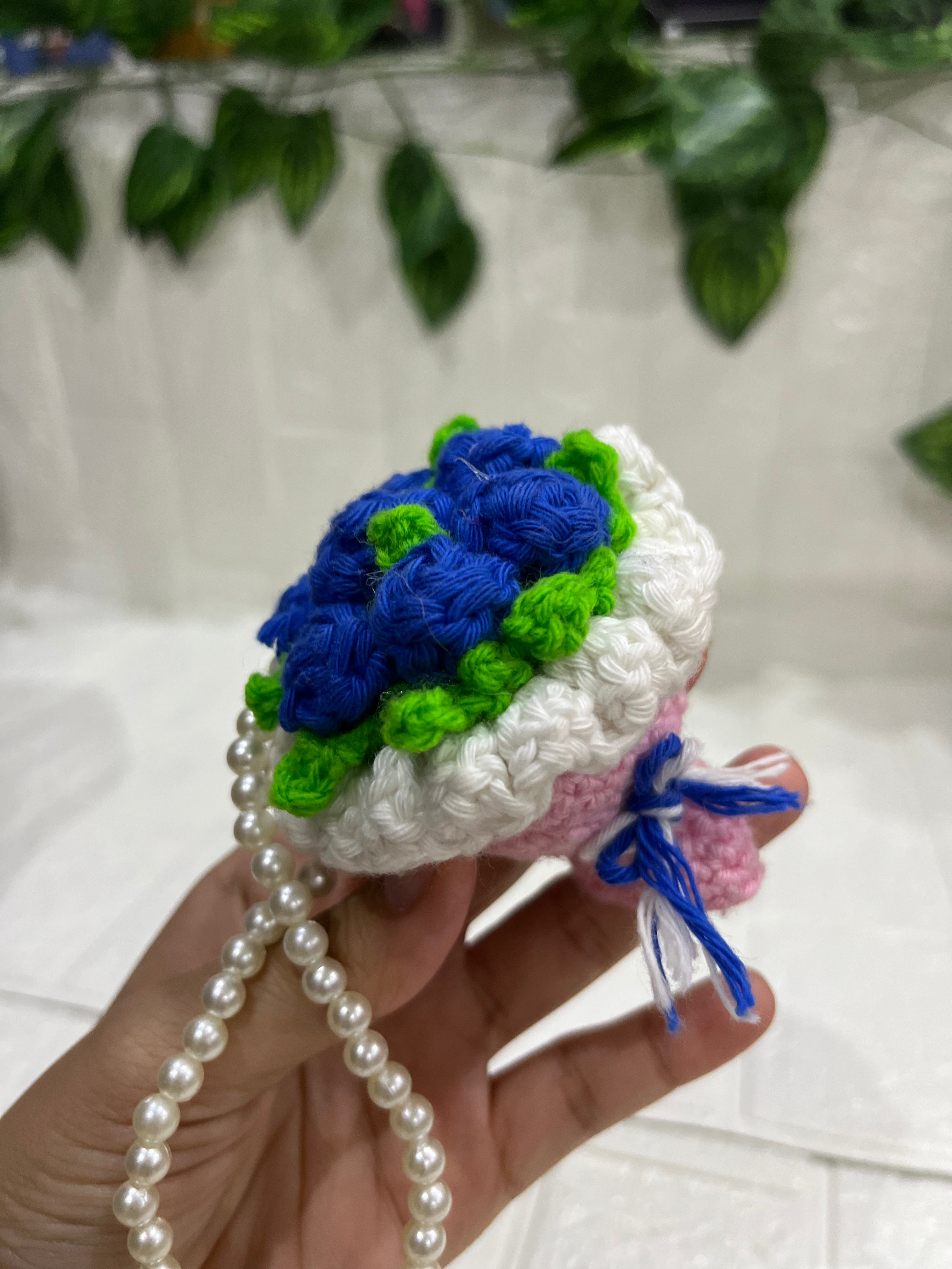 Rose Bouquet Charm